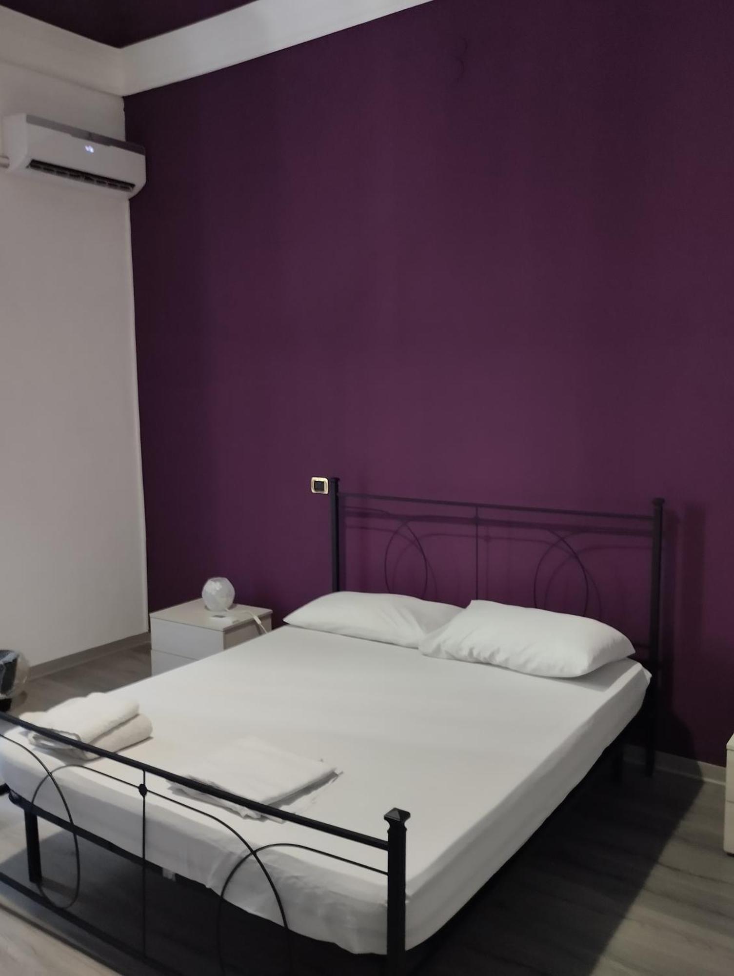 Casa Giuseppe Bed & Breakfast Catania Exterior photo